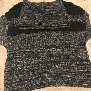 Cold water Creek short sleeve sweater cowl neck S